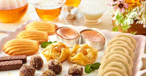 お菓子・軽食・ドリンク無料